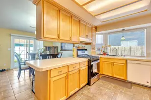 828 Olivewood Dr, Los Banos, CA 93635 - Photo 17