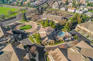 9615 Coney Island Cir, Elk Grove, CA 95758 - Photo 43