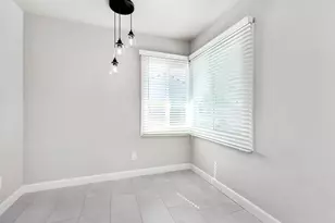 2437 Parkwood, Sacramento, CA 95825 - Photo 9