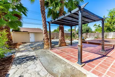 2437 Parkwood, Sacramento, CA 95825 - Photo 19