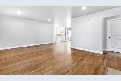 2437 Parkwood, Sacramento, CA 95825 - Photo 15