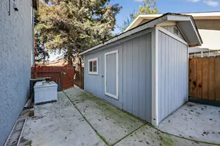 917 Amador, Chowchilla, CA 93610 - Photo 43