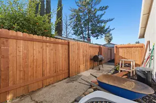 1542 Granada Way, Yuba City, CA 95993 - Photo 39