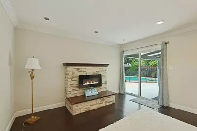 1921 Sherwood Avenue, Modesto, CA 95350 - Photo 11
