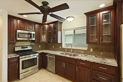 1921 Sherwood Avenue, Modesto, CA 95350 - Photo 7