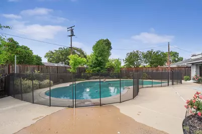 1921 Sherwood Avenue, Modesto, CA 95350 - Photo 35