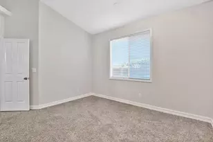 6113 Fountaindale Way, Carmichael, CA 95608 - Photo 15