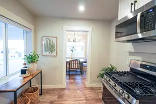 5400 Cabrillo Way, Sacramento, CA 95820 - Photo 29