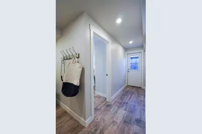 5400 Cabrillo Way, Sacramento, CA 95820 - Photo 35