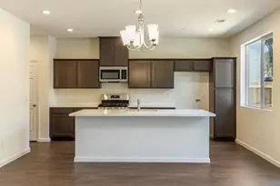 3265 Vermillion Dr, Stockton, CA 95206 - Photo 5