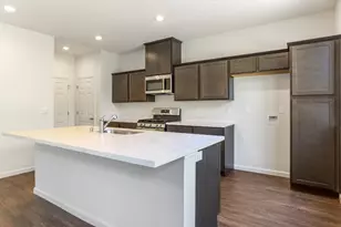 3265 Vermillion Dr, Stockton, CA 95206 - Photo 3