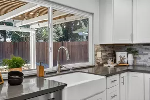 9708 Elmira Cir, Sacramento, CA 95827 - Photo 11