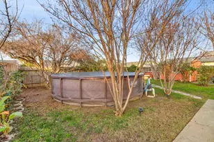 8271 Fieldpoppy Cir, Sacramento, CA 95828 - Photo 33