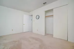 8036 Glen Valley Cir, Citrus Heights, CA 95610 - Photo 13