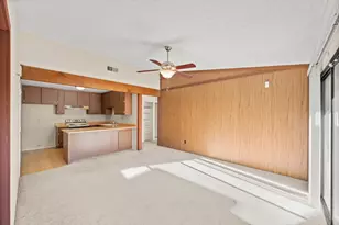 7671 Canyon Woods Ct, Sacramento, CA 95828 - Photo 11