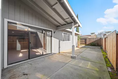 7671 Canyon Woods Court, Sacramento, CA 95828 - Photo 39