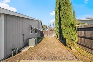 7671 Canyon Woods Ct, Sacramento, CA 95828 - Photo 41