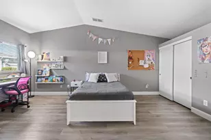 8068 Halkeep Way, Sacramento, CA 95823 - Photo 17