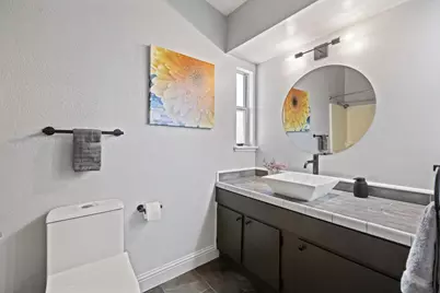 8068 Halkeep Way, Sacramento, CA 95823 - Photo 15