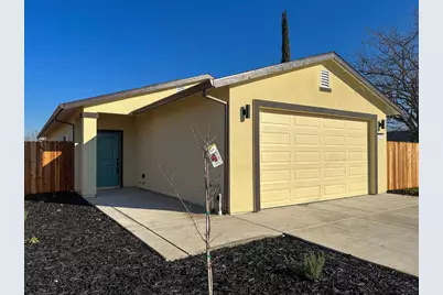 1527 9th Avenue, Olivehurst, CA 95961 - Photo 1