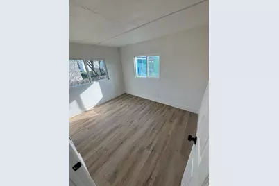 S Carpenter Road #B12, Modesto, CA 95358 - Photo 5