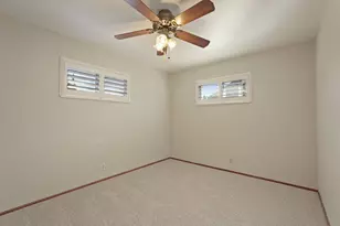 922 N Pleasant Ave, Lodi, CA 95240 - Photo 21