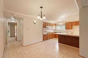 922 N Pleasant Ave, Lodi, CA 95240 - Photo 7