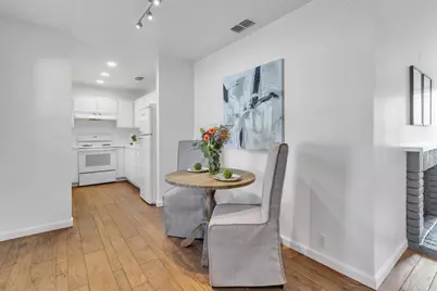 2410 G Street #C, Sacramento, CA 95816 - Photo 13