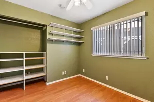 6917 Lemondrop Ct, Sacramento, CA 95824 - Photo 25