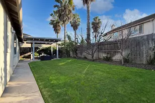 9574 Sea Cliff Way, Elk Grove, CA 95758 - Photo 5