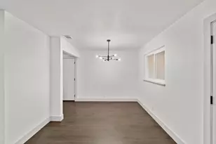 5210 71st St, Sacramento, CA 95820 - Photo 9