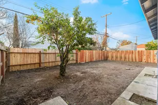 5210 71st St, Sacramento, CA 95820 - Photo 23