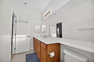 9909 Blue Lupine Pl, Elk Grove, CA 95757 - Photo 29