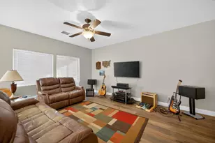 9909 Blue Lupine Pl, Elk Grove, CA 95757 - Photo 9