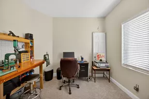 9909 Blue Lupine Pl, Elk Grove, CA 95757 - Photo 25