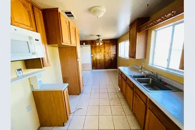 624 Bowlen Drive, West Sacramento, CA 95605 - Photo 19