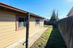 624 Bowlen Dr, West Sacramento, CA 95605 - Photo 27