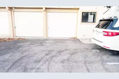 1301 Casa San Carlos Lane #D, Oxnard, CA 93033 - Photo 23