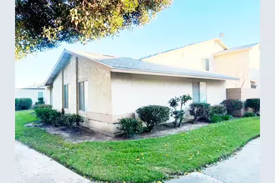 1301 Casa San Carlos Lane #D, Oxnard, CA 93033 - Photo 3