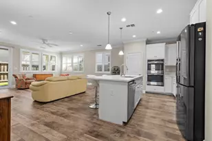 4504 Villa Del Paso Ln, Sacramento, CA 95834 - Photo 7