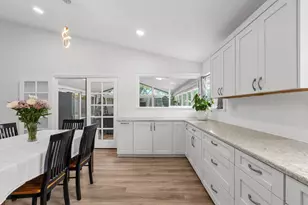 15 Azorean Ct, Sacramento, CA 95833 - Photo 11