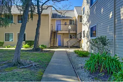 7445 Auburn Oaks Court #H, Citrus Heights, CA 95621 - Photo 3