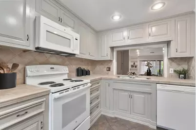 230 W Rumble Rd #B, Modesto, CA 95354 - Photo 5