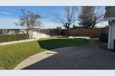 8655 Cord Way, Sacramento, CA 95828 - Photo 33