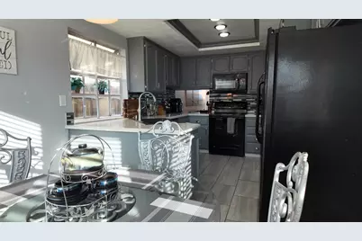 8655 Cord Way, Sacramento, CA 95828 - Photo 11