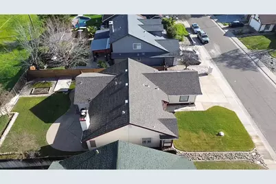 8655 Cord Way, Sacramento, CA 95828 - Photo 37