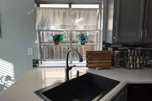 8655 Cord Way, Sacramento, CA 95828 - Photo 9