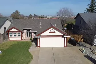 8655 Cord Way, Sacramento, CA 95828 - Photo 39