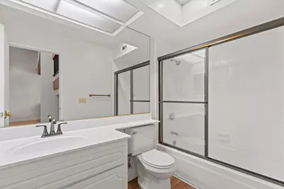 7526 Creekridge Lane, Citrus Heights, CA 95610 - Photo 9