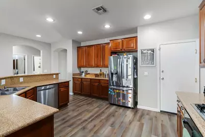 1429 Croydon Court, Plumas Lake, CA 95961 - Photo 13
